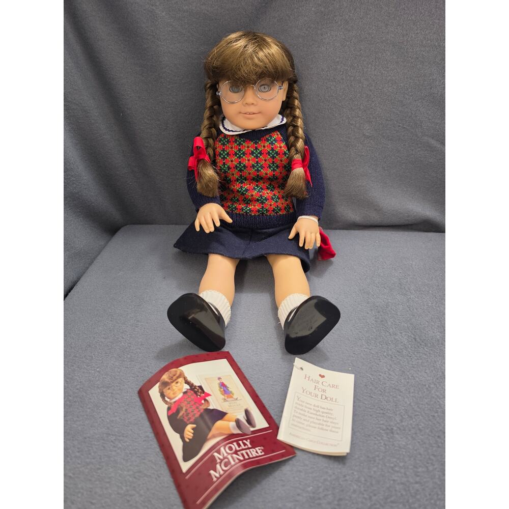 Pleasant Company Molly McIntire American Girl Doll Glasses Book Outfit 18”